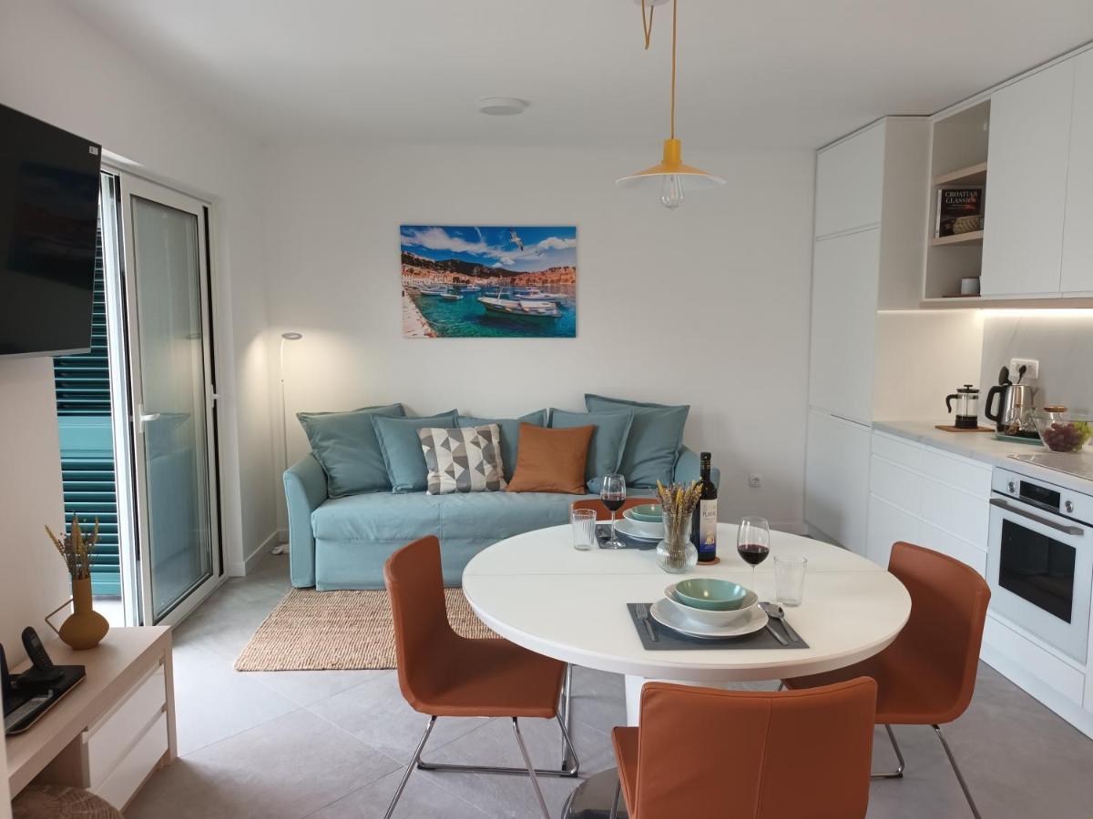 Jesliving Hvar - 2 Bedroom Elegant Apartment With Sea View In Historic Center Of Đảo Hvar Ngoại thất bức ảnh