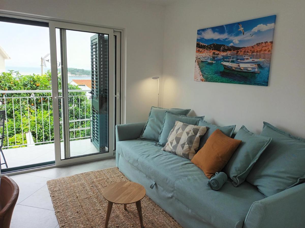 Jesliving Hvar - 2 Bedroom Elegant Apartment With Sea View In Historic Center Of Đảo Hvar Ngoại thất bức ảnh