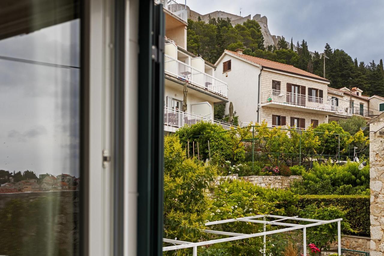 Jesliving Hvar - 2 Bedroom Elegant Apartment With Sea View In Historic Center Of Đảo Hvar Ngoại thất bức ảnh